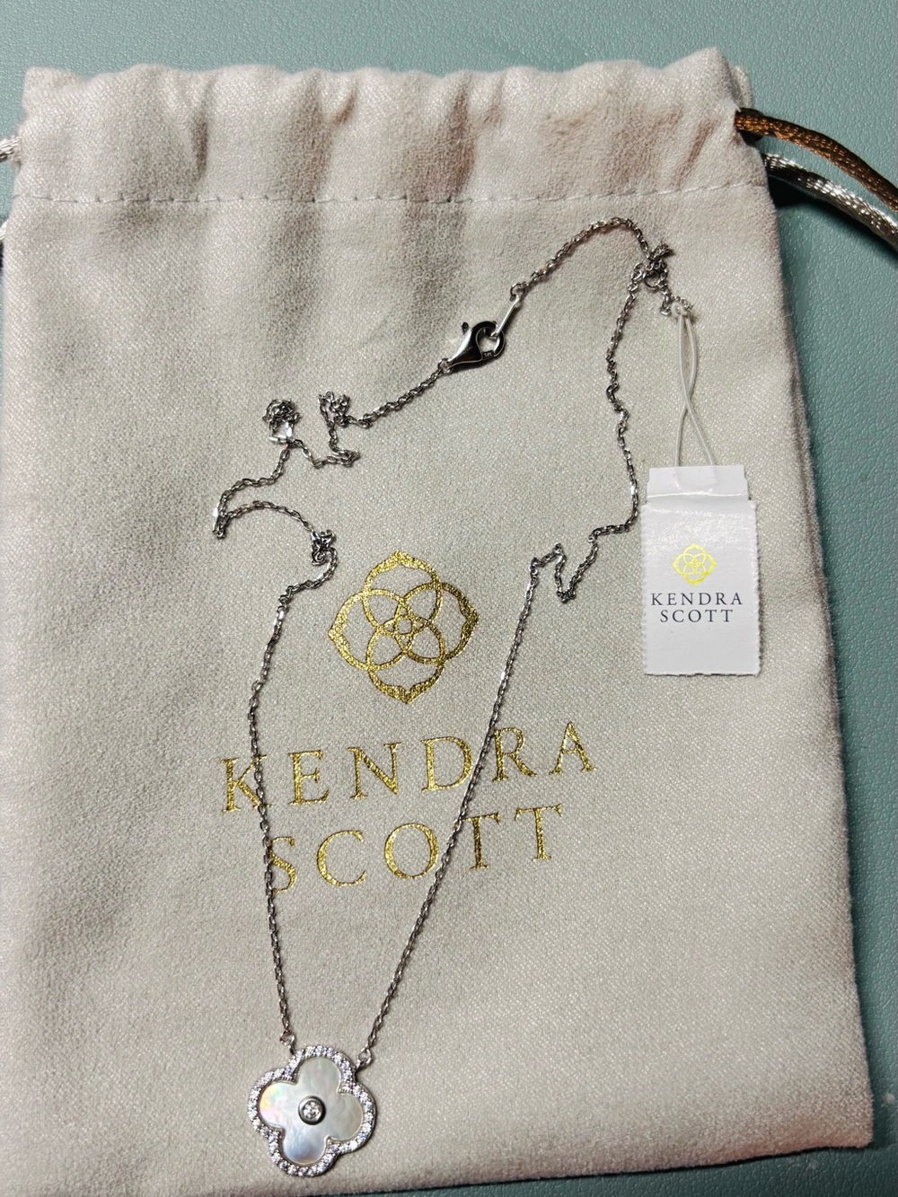 Kendra Scott Silver Mother-of-Pearl Clover Pendant Necklace